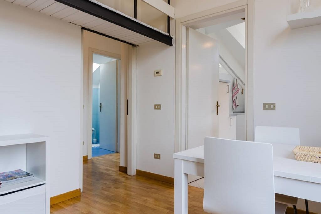 V12 Design Apartments Milano Cameră foto